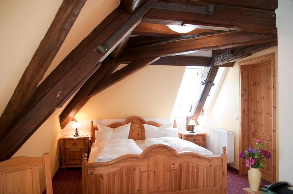 Hotel Schuberths Am Markt 부텐하임 객실 사진