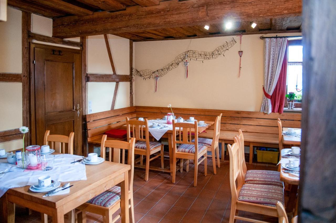Hotel Schuberths Am Markt 부텐하임 외부 사진